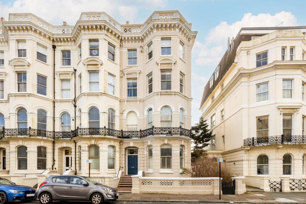 21E St Aubyns-34.jpg