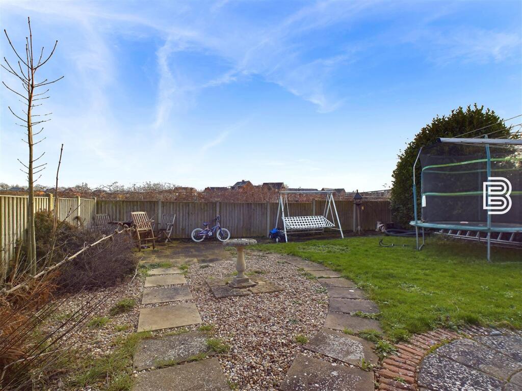 CAM03787G0-PR0059-STILL026.jpg
