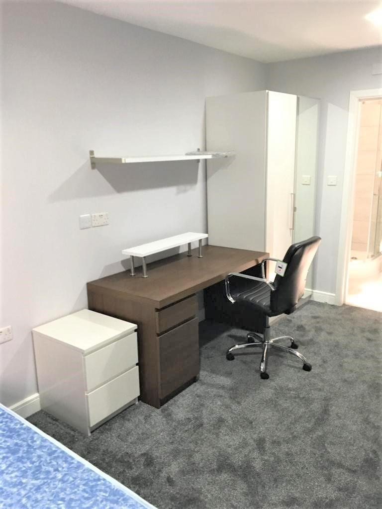 Bedroom2.jpg