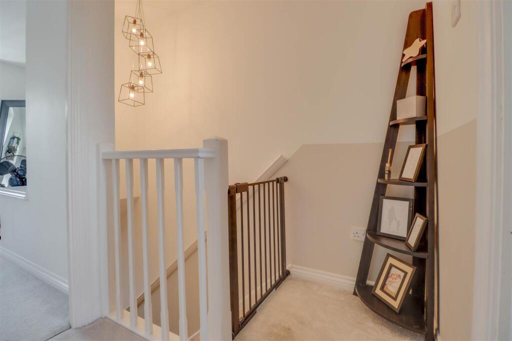 12 DENHAM VALE-6.jpg