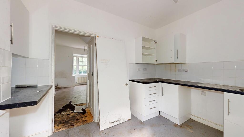 65 Henchman Street, Acton, London, W12 0BW