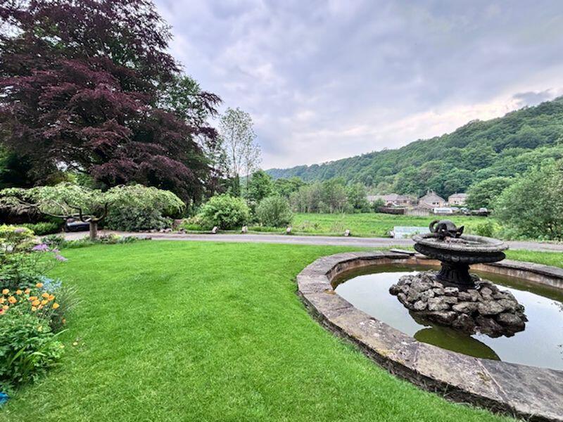 Pond &amp; Outlook