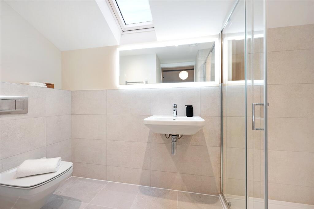 Ensuite