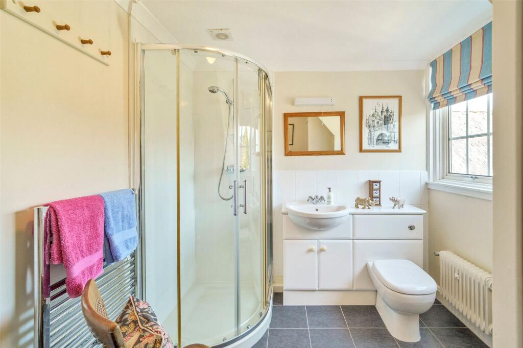 Ensuite