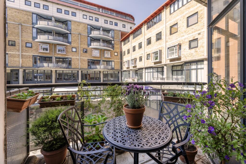 Compass Court F17...