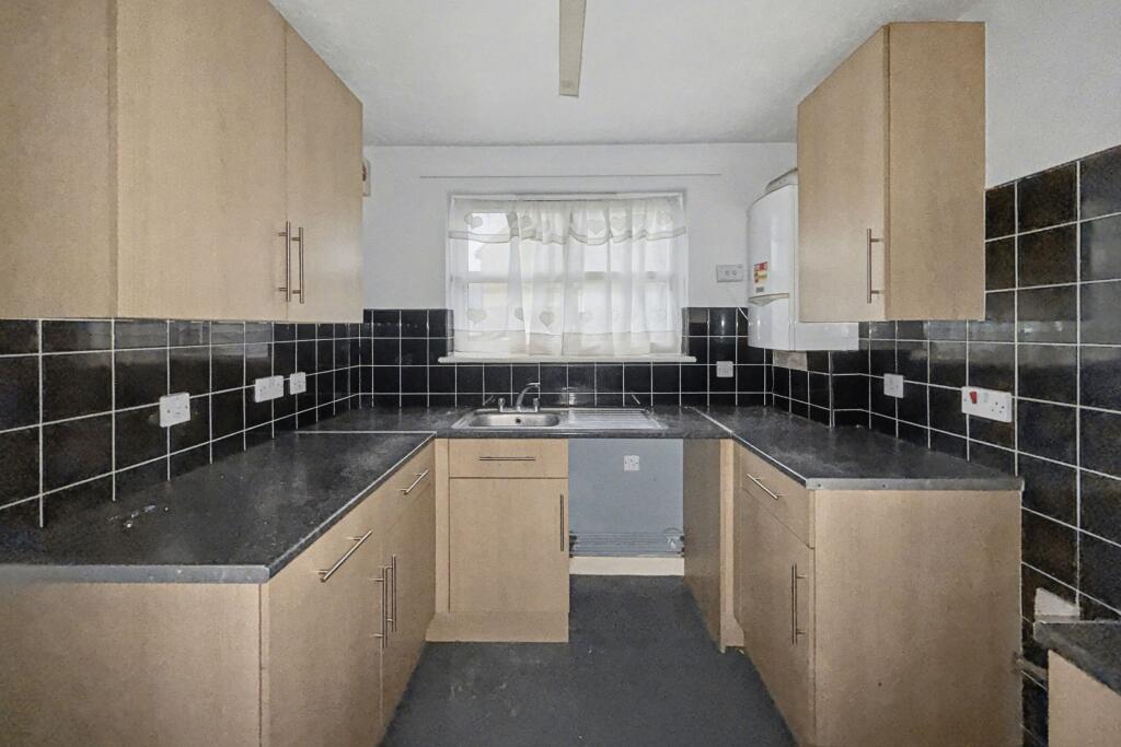 47 Colchester Road, Walthamstow, London, E17 8NU