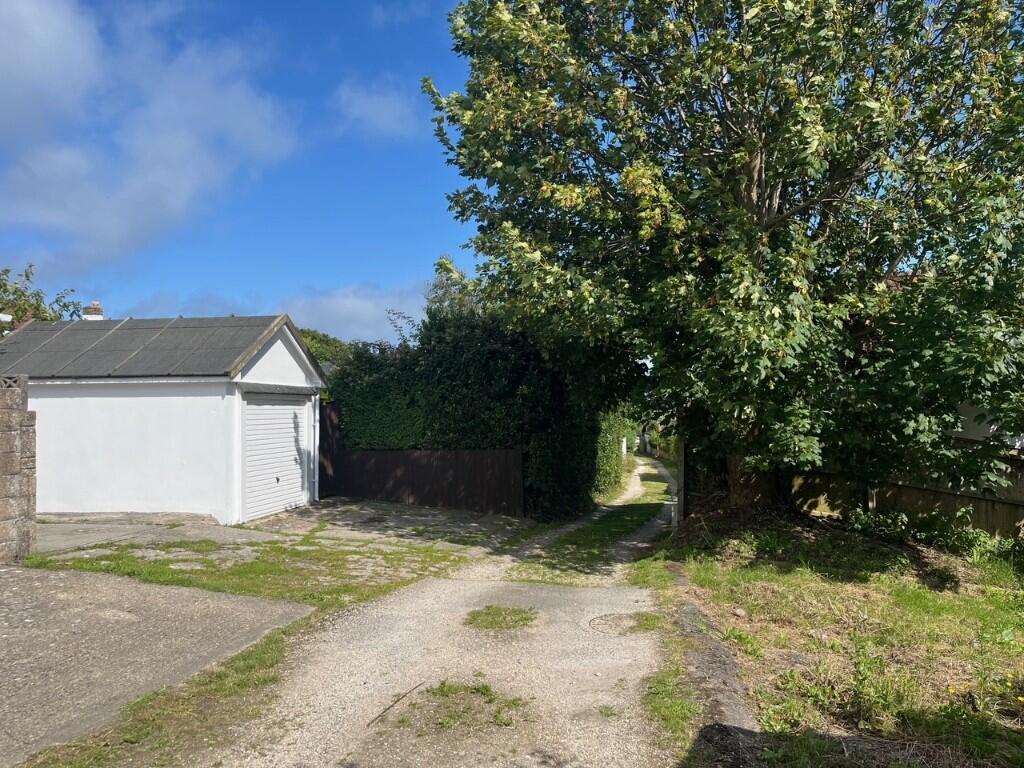 Garage &amp; access