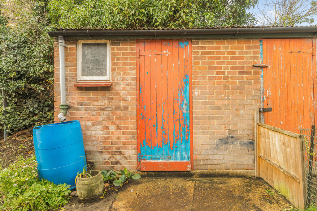 1386500-25-693809...