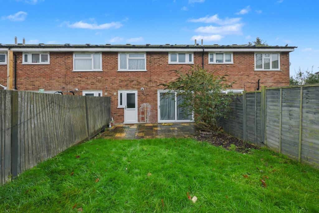 5 Milton Dene, Hemel Hempstead HP2 7PE