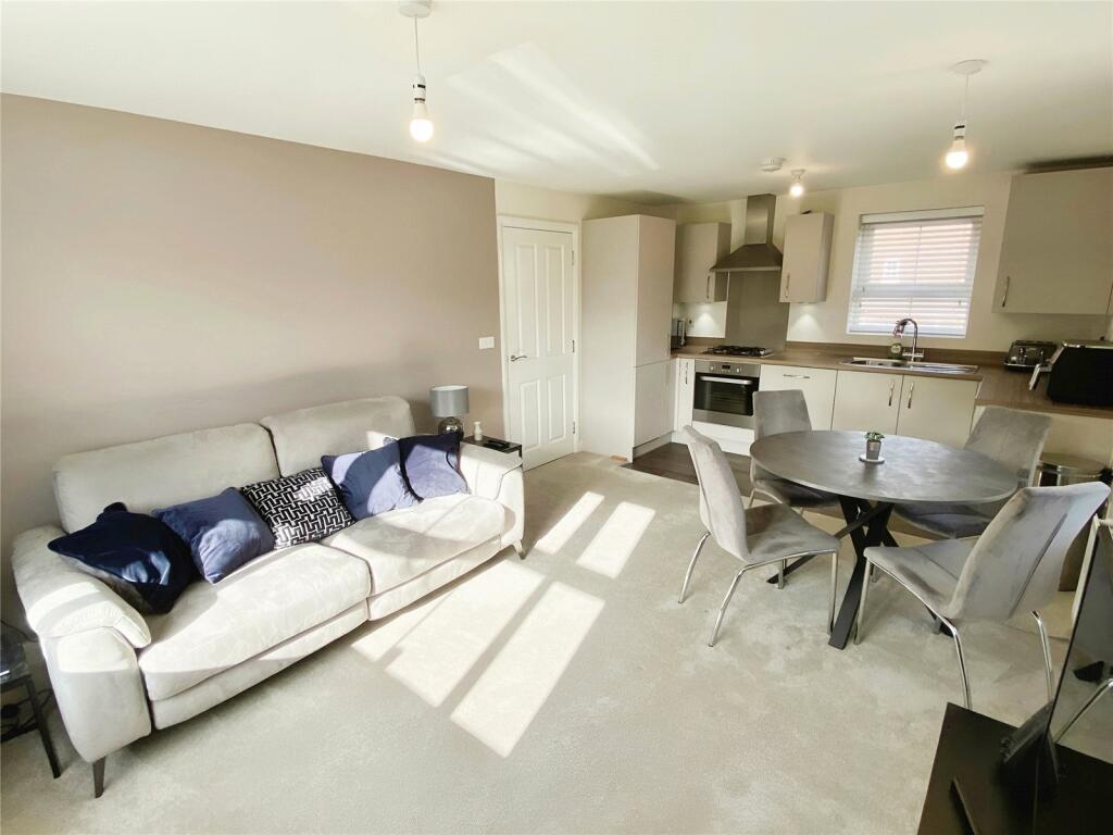 Lounge/Diner/Kitchen