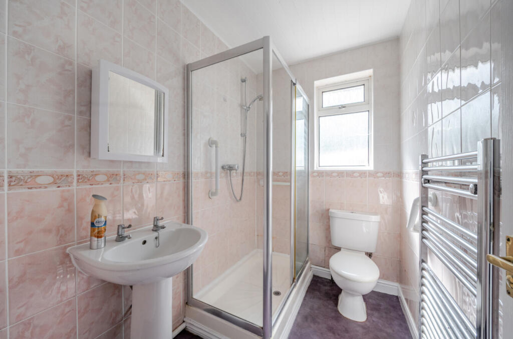 1350209-19-68c021...