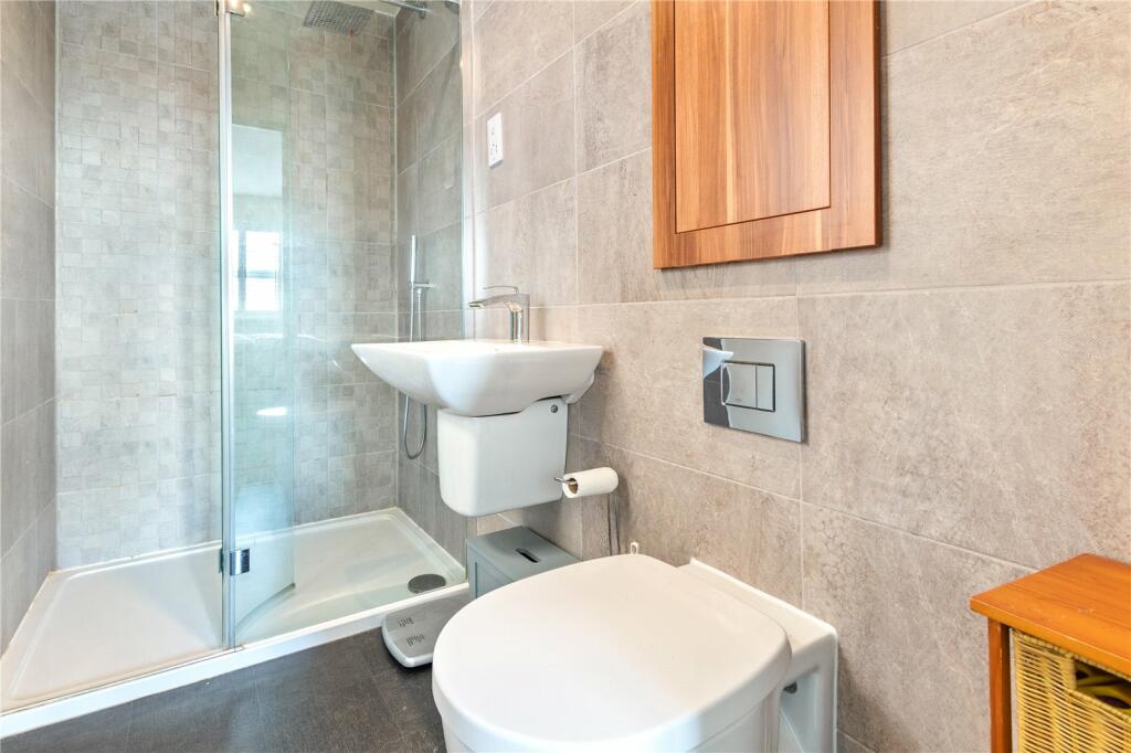 Ensuite