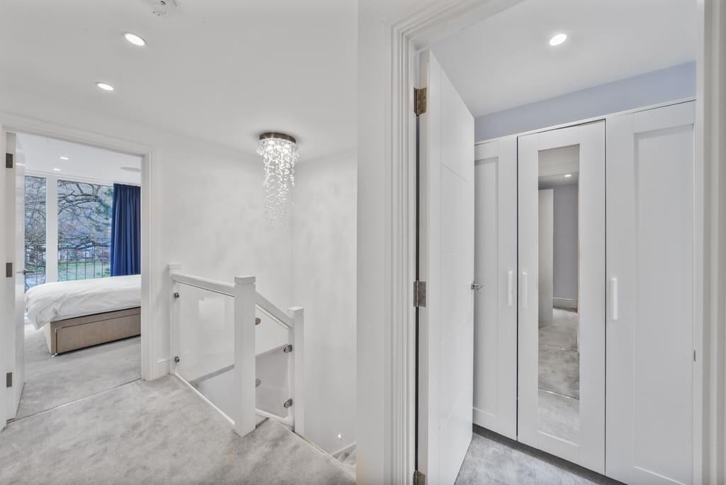 3 Bed - 13 - Land...