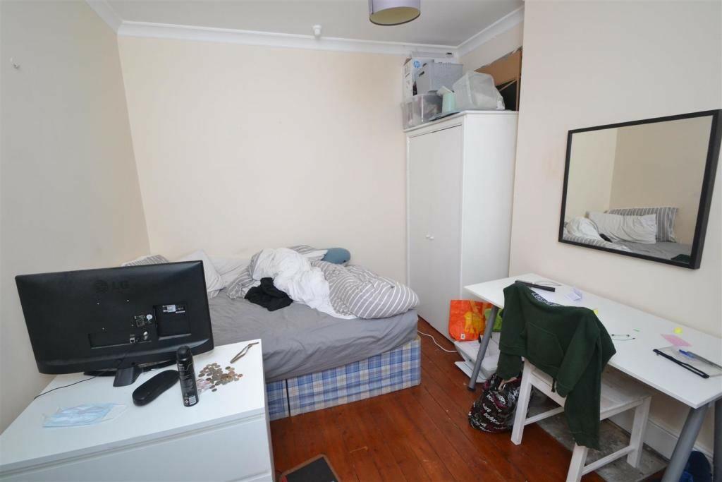 bed 3