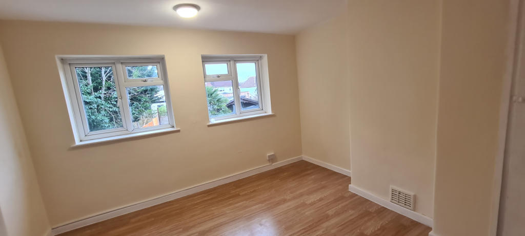 REAR BEDROOM