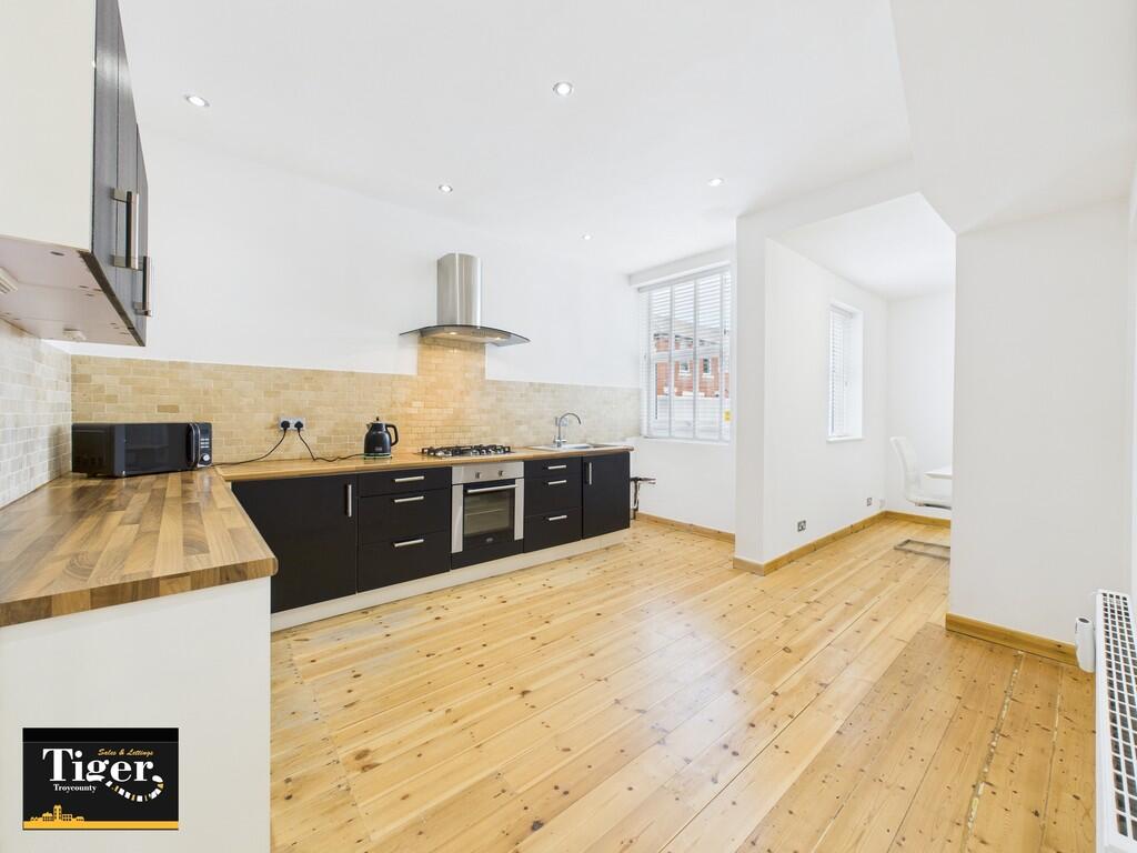 CAM03440G0-PR0377...