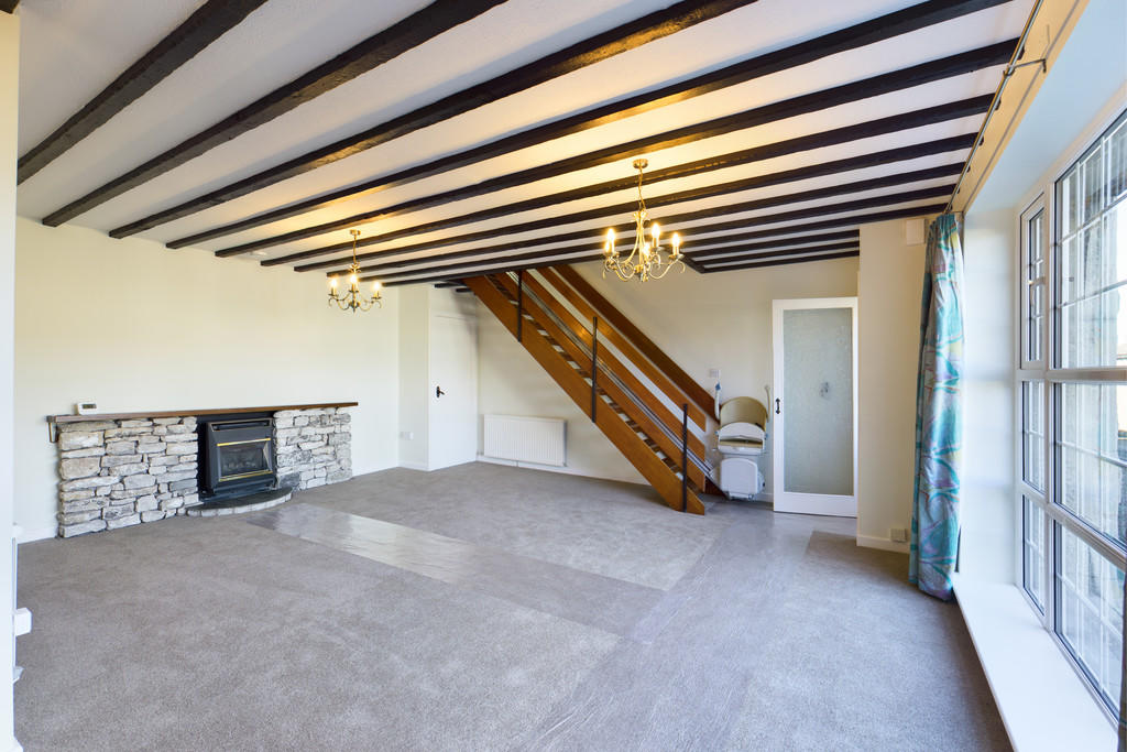 Spacious Lounge