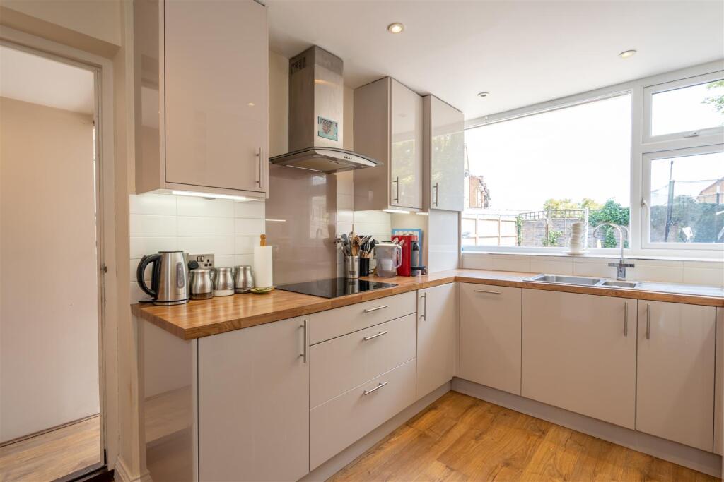 Kitchen.jpg