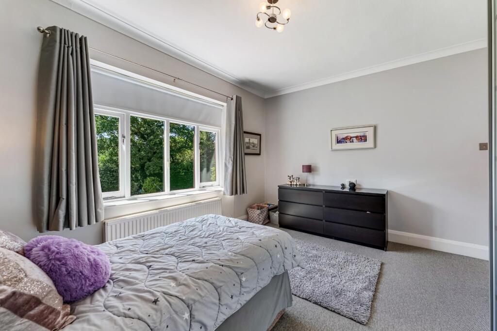 42 Moss Lane, SK7 1RD._-2.jpg