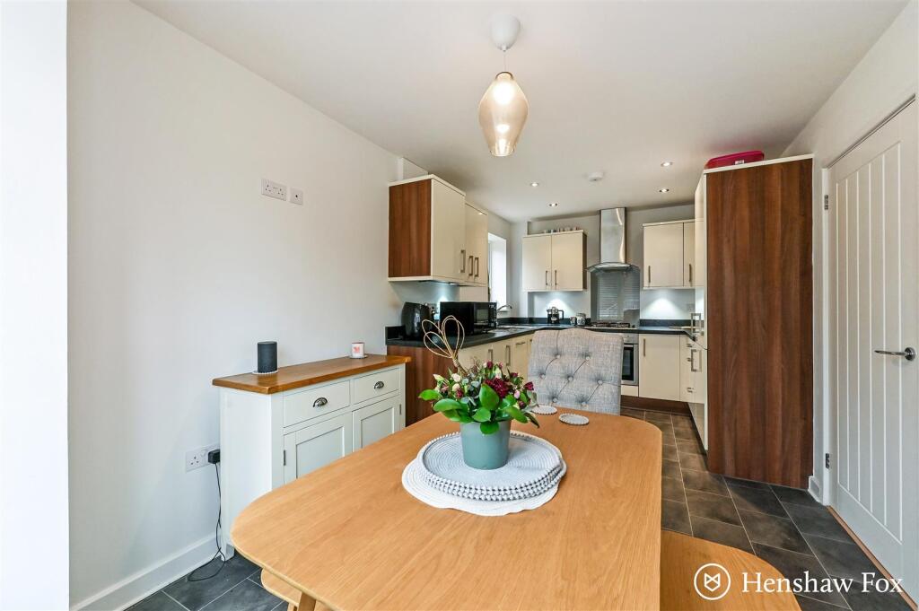 Ph18_5770354 - Copy.jpg