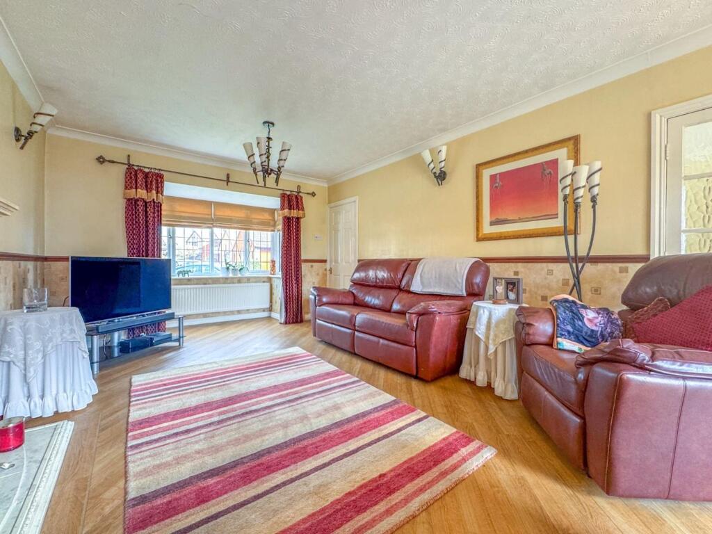 Chichester Close - Image-27.jpg