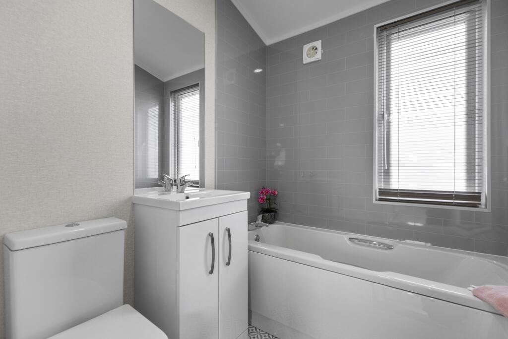 Avanti Bathroom
