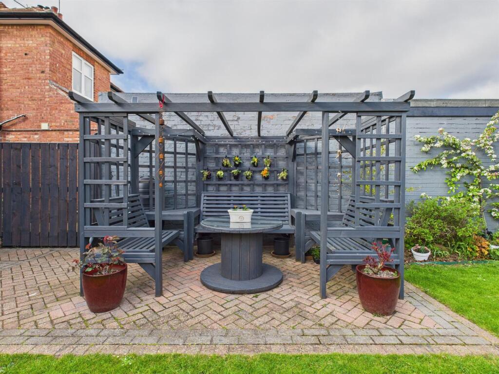 Garden: