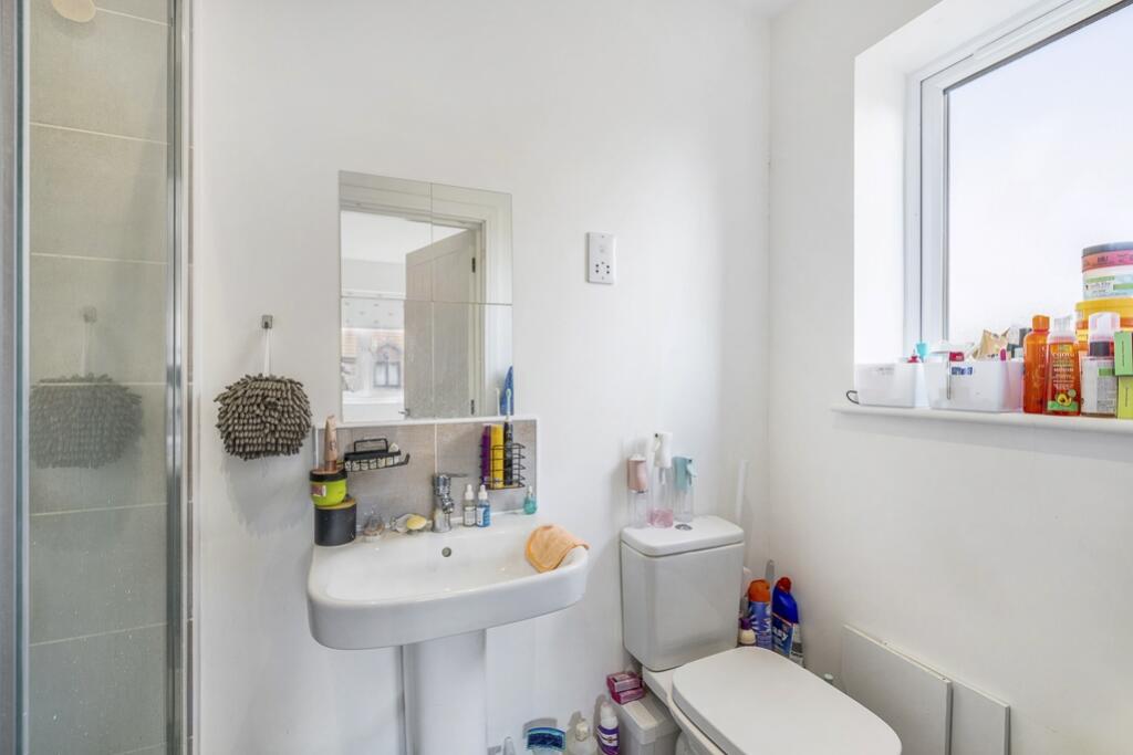 25 Dean Close (Weston)-23