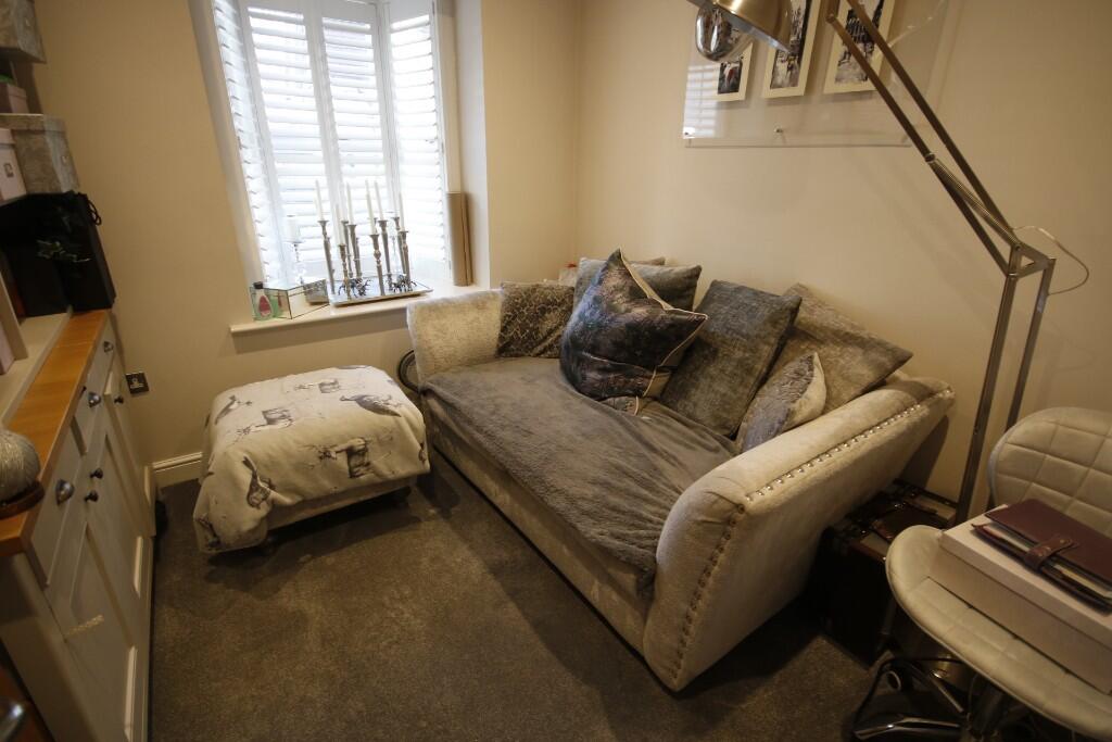 Study / Bedroom 3 