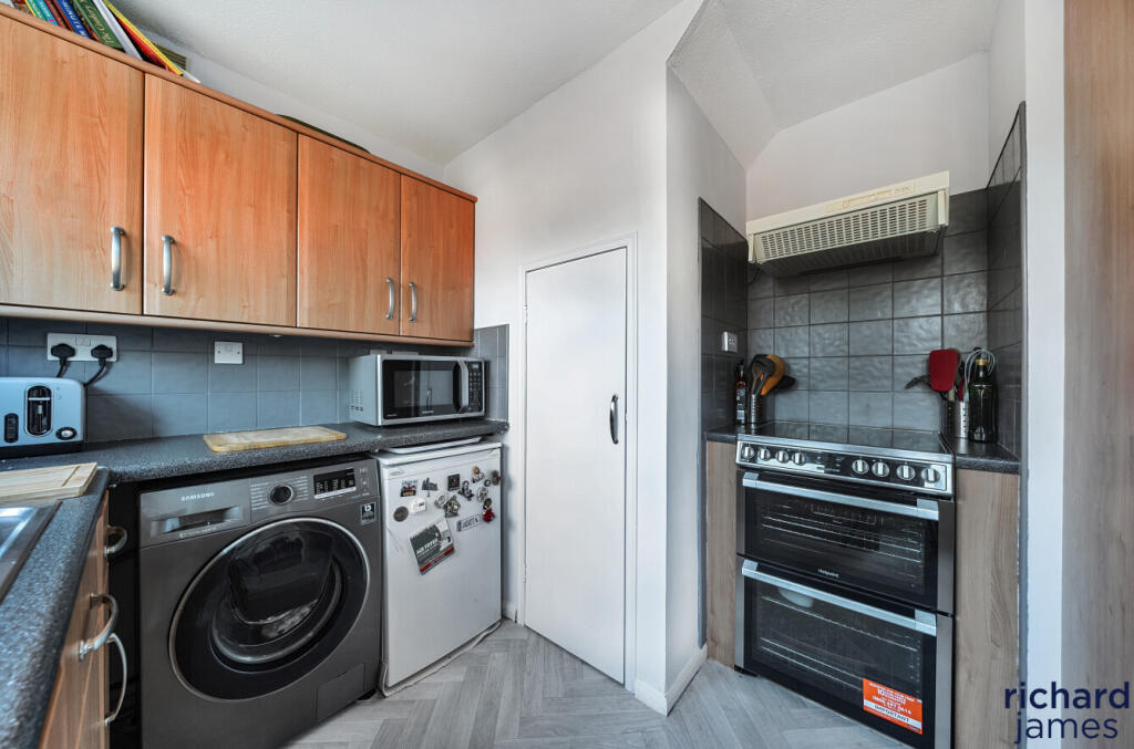 943b9072813c4323b0a685baeeee6c42