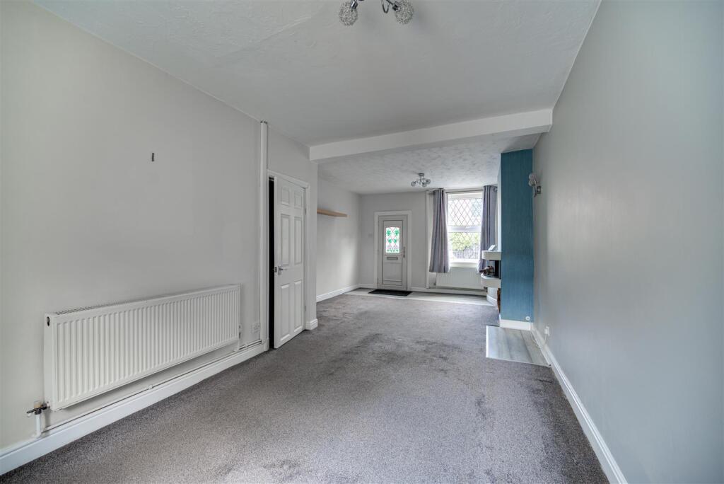 Living Room/Dining Room