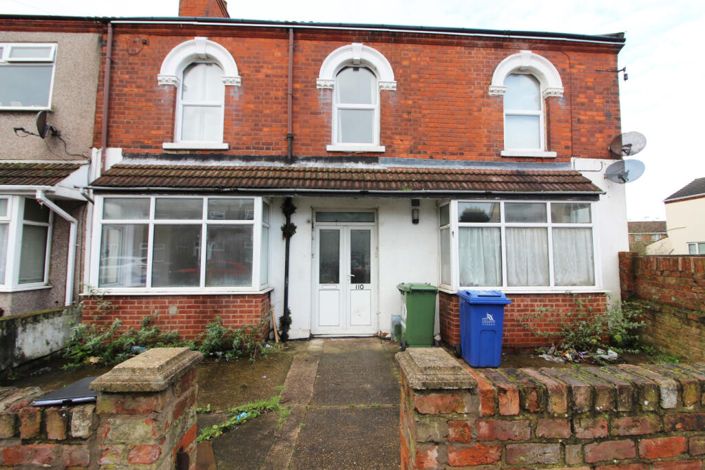 2 x 1 Bedroom Flats - For Sale by Auction