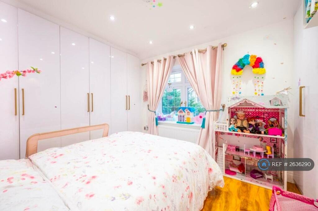 Double Bedroom