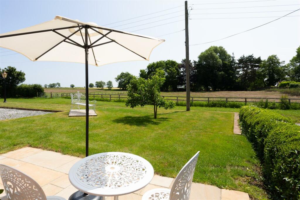 Apple Tree Cottage-07.jpg
