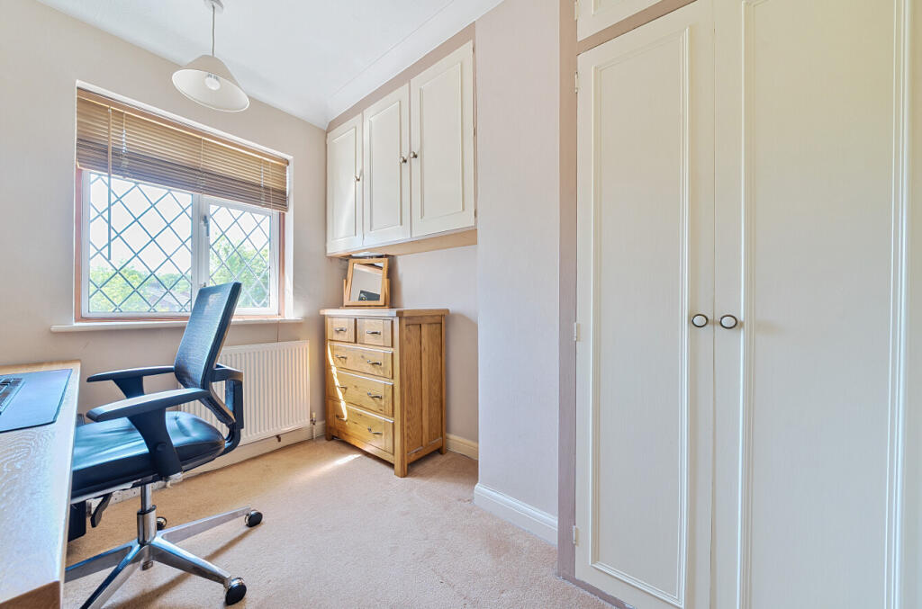 1290108-39-68271f...