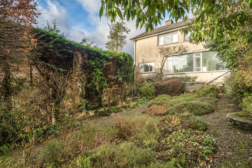 Garden and Rear E...