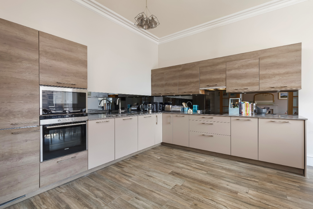 Large Kitchen