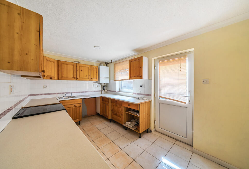 1330609-8-688226a...