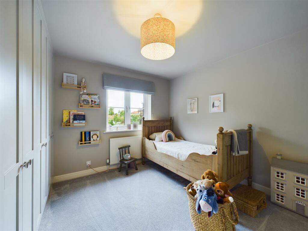 BEDROOM 3