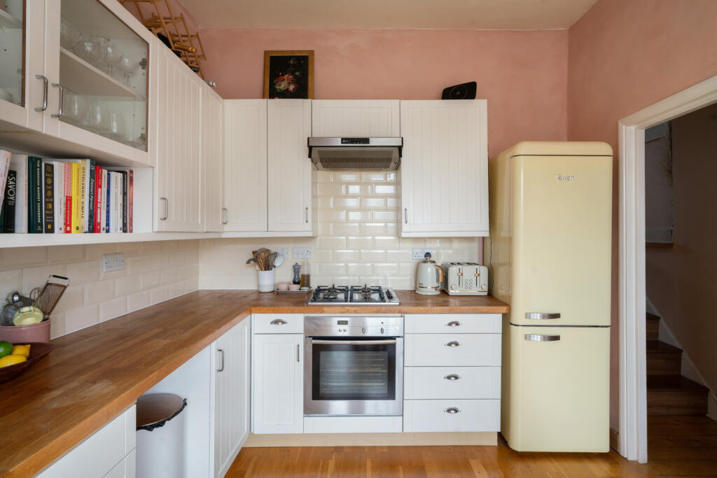 271283 - CAZENOVE-ROAD-25.jpg