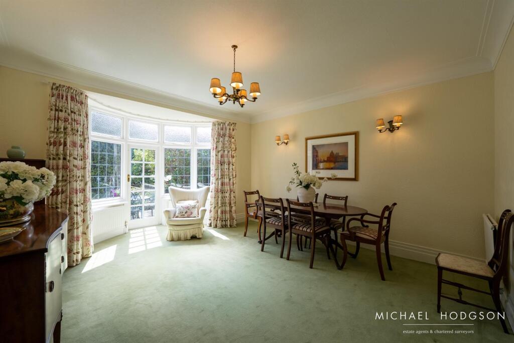 Queen Alexandra Road-12.jpg