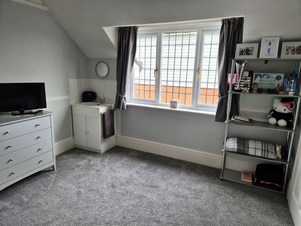 BEDROOM 3
