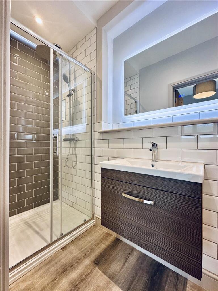 En-Suite Shower Room
