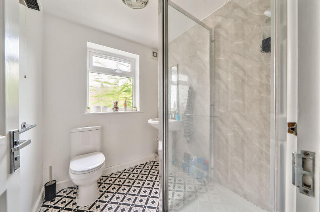 1300282-25-68382a...