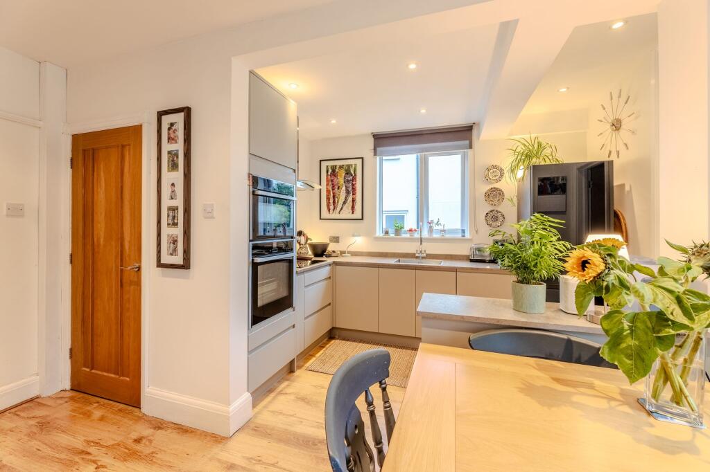 Open-Plan Kitchen &amp; Dining Room