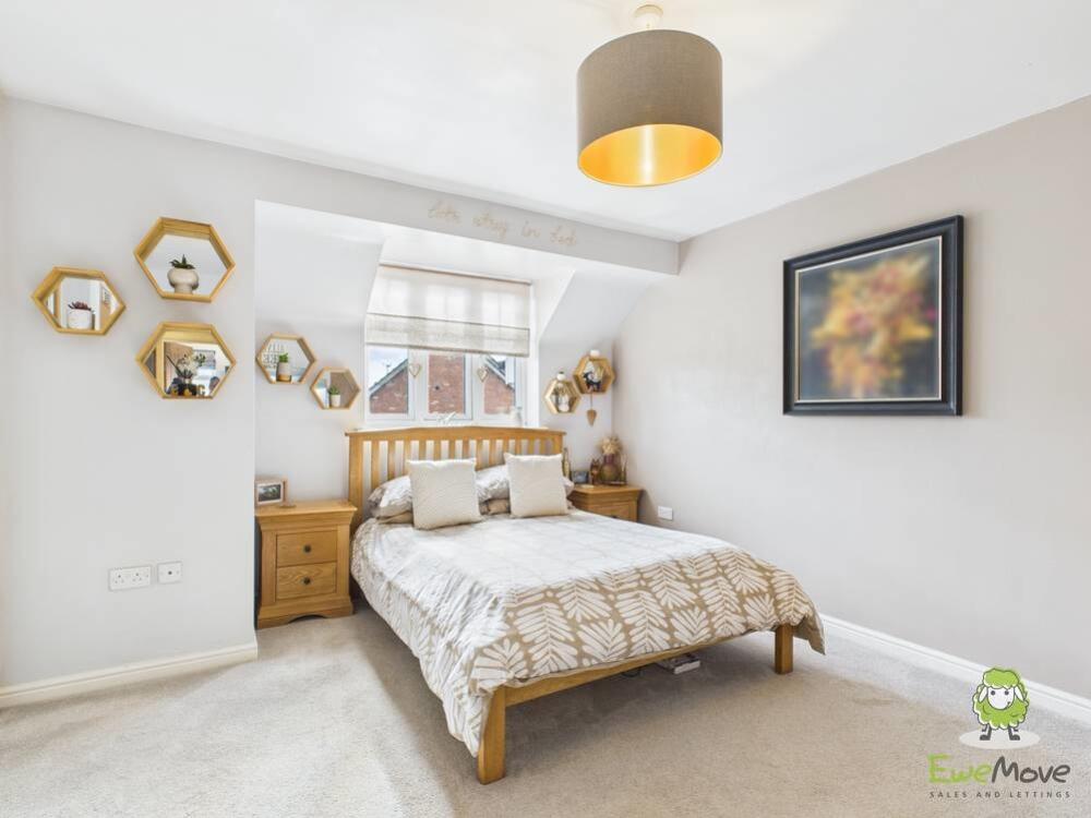Master Bedroom EmilyDimelowEwemoveWhitchurchandNan