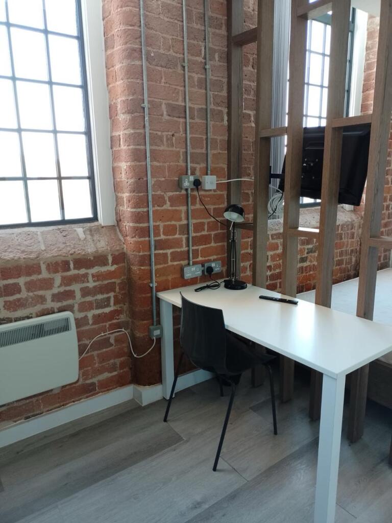 53e96f9c-5102-48dc-8cb8-cad87d526fef