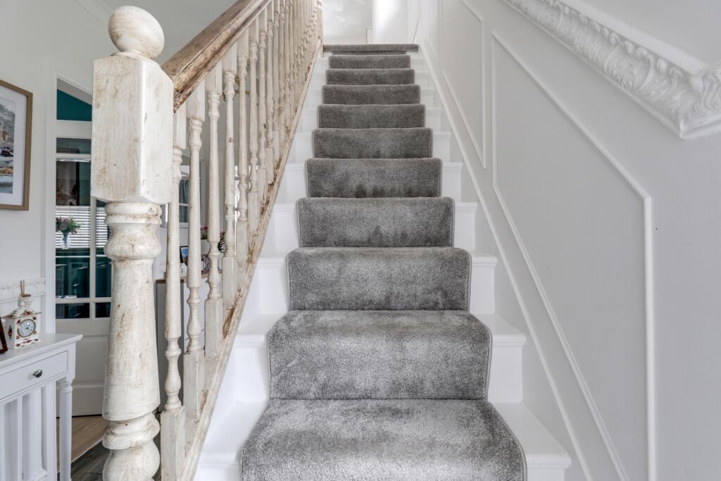 16- Rob Hammond EweMove Ponefract