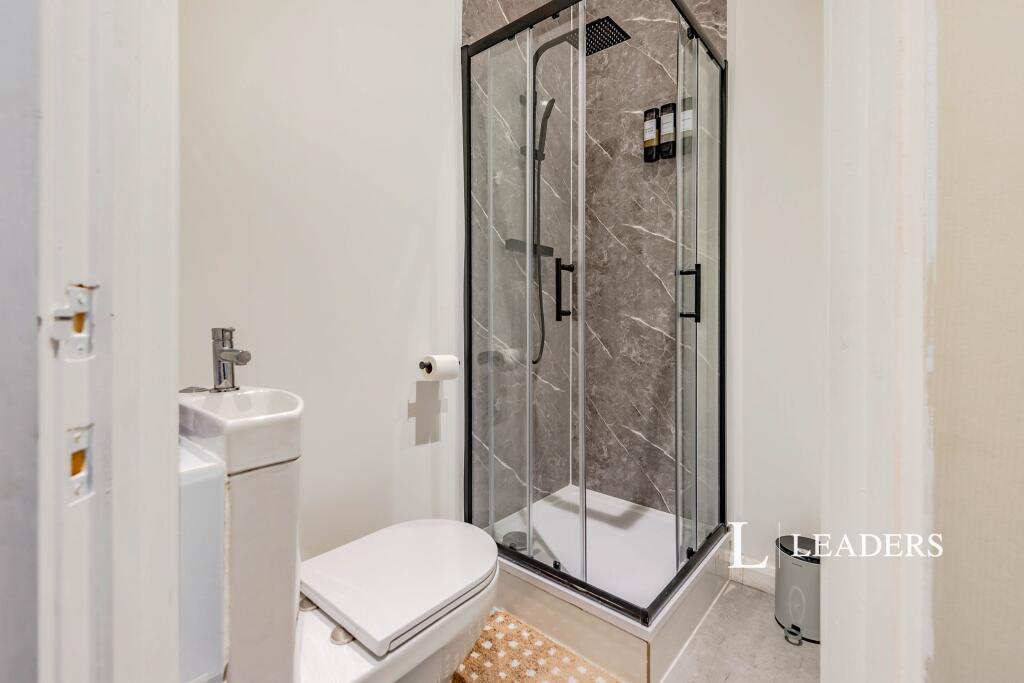 En suite shower room