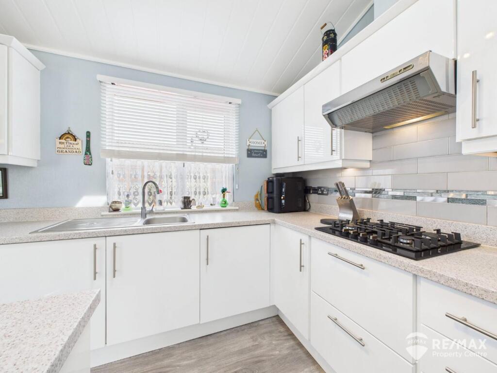 Kitchen Area.jpg